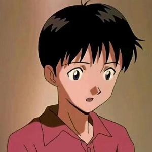 18少爷KTV被Gay囗互
